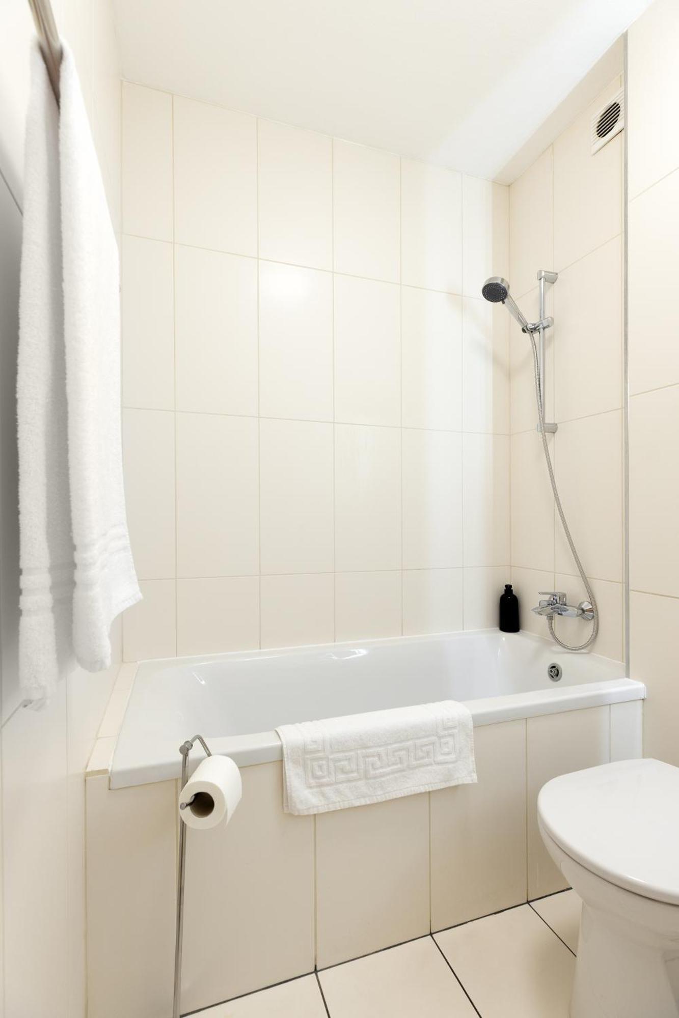 Neu! Apartment Mit Klimaanlage, Nahe Hauptbahnhof 维也纳 外观 照片